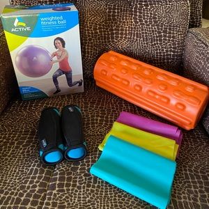 “Workout From Home 5 piece System” 🧘🏼‍♀️🟣 (Actually it’s 8 pieces)